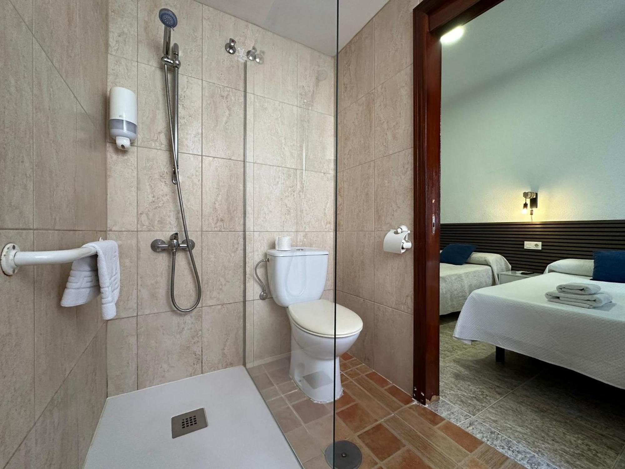 Pension Recogidas Granada Exterior photo