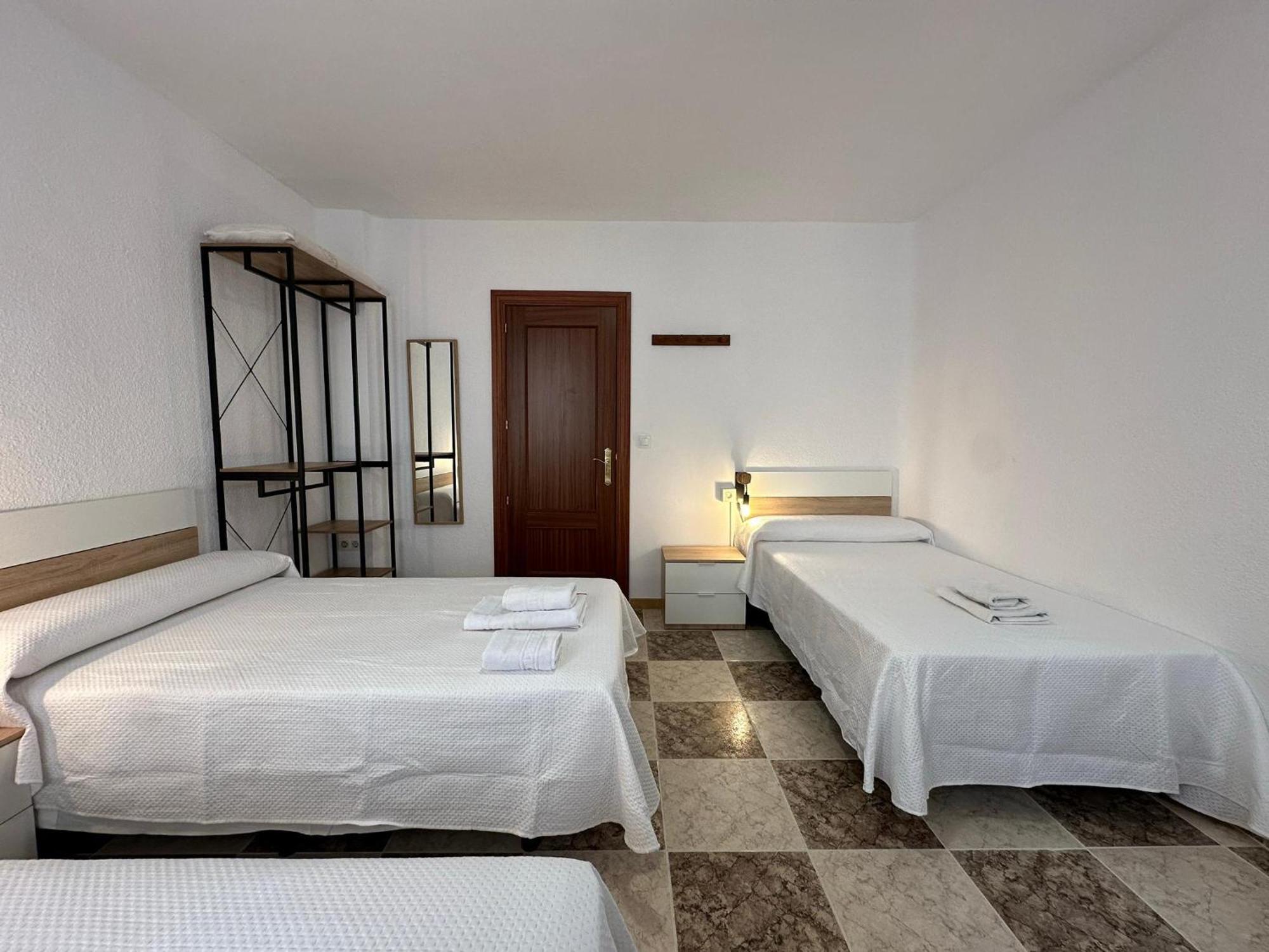 Pension Recogidas Granada Exterior photo